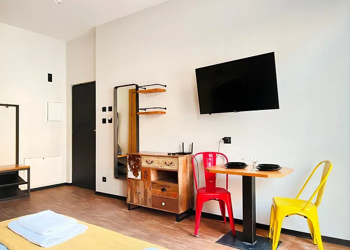 Cozy Apartment With Ac For Couples - Old Town
